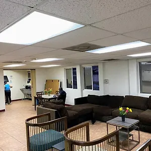 Nuys Downtown Paradise Hostel